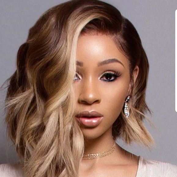 I'm selling 3 wigs that's in  the pictures . - Picture 3 of 4